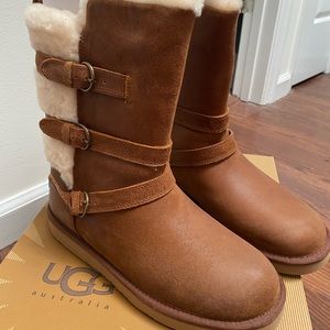 NWT UGG Becket boots